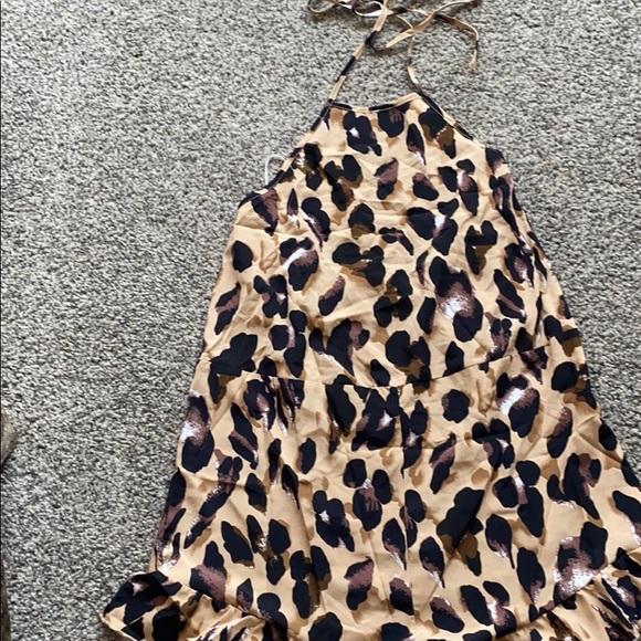 Leopard halter romper - Picture 2 of 3